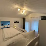 Tatil Evi Univers A&b *